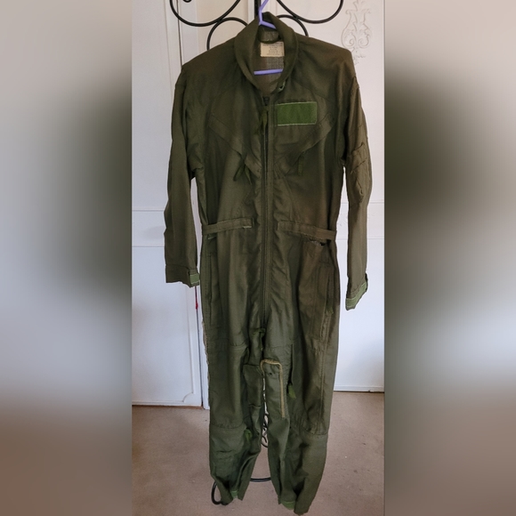 U.S. Army 1956 Flight Suit - Picture 5 of 16